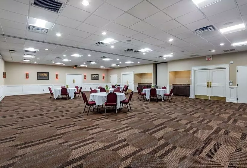 Szálloda Best Western Plus Saddleback Inn And Conference Center