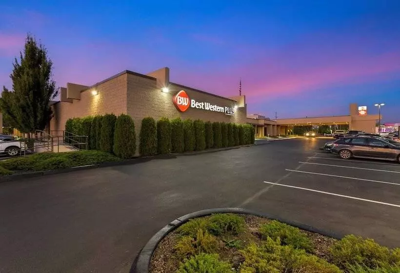 هتل Best Western Plus University Inn