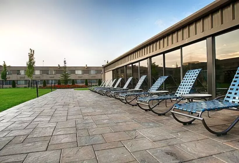 هتل Best Western Plus University Inn