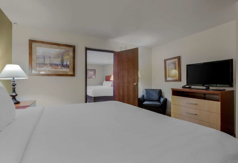 هتل Best Western Red Hills