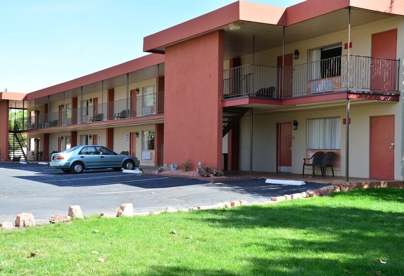 هتل Best Western Red Hills