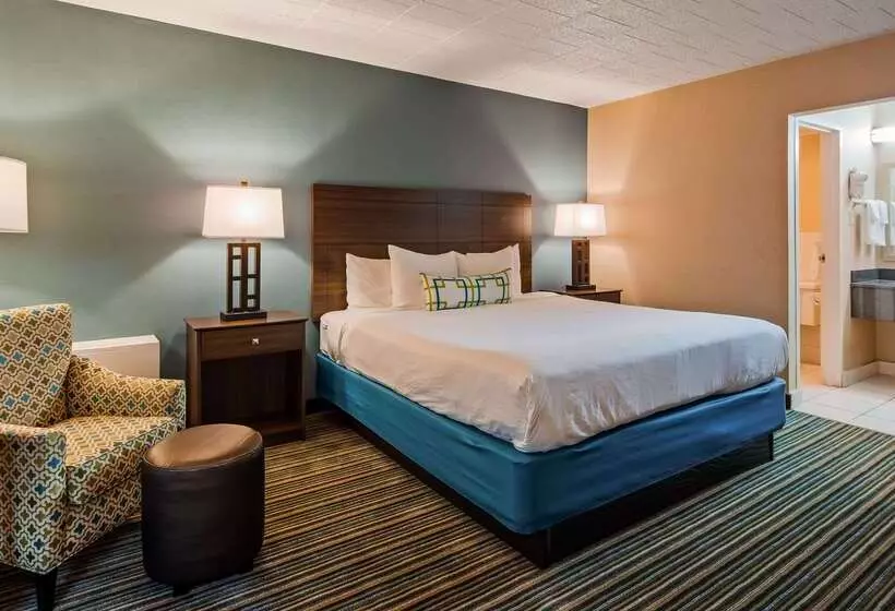 בית מלון כפרי Best Western Woodhaven Inn