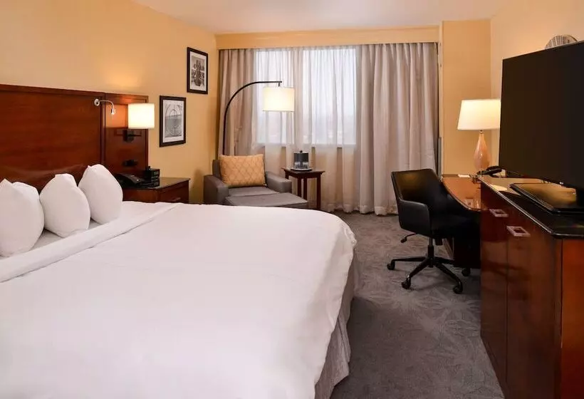 Hotel Buffalo Marriott Niagara