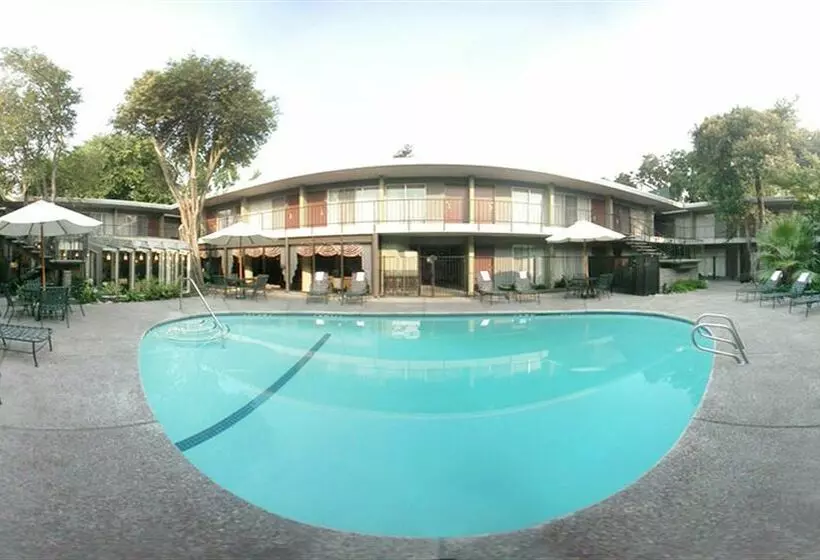 ホテル Clarion Mansion Inn