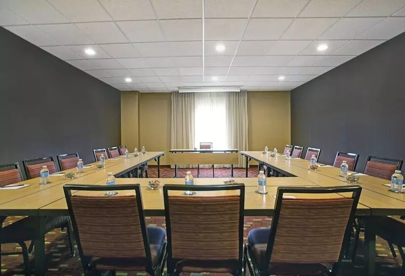 Hotel Courtyard Chicago Elmhurst/oakbrook Area