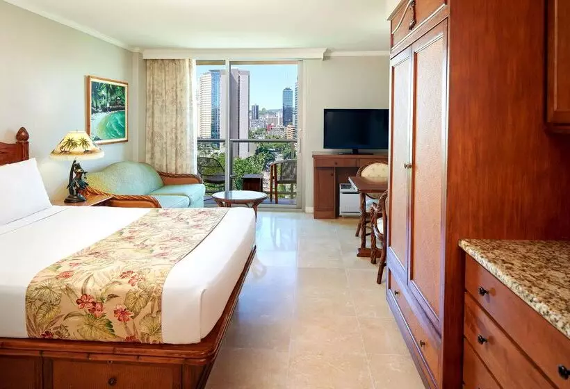 Luana Waikiki Hotel & Suites