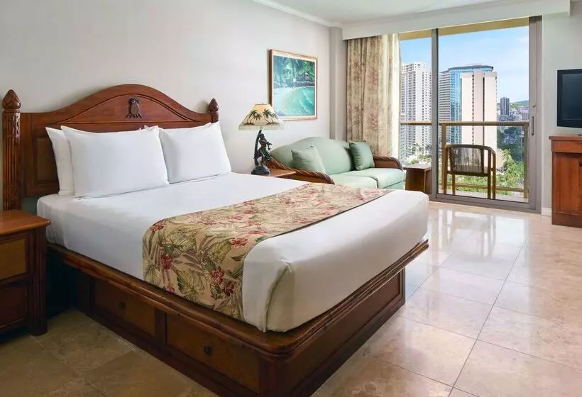 Luana Waikiki Hotel & Suites