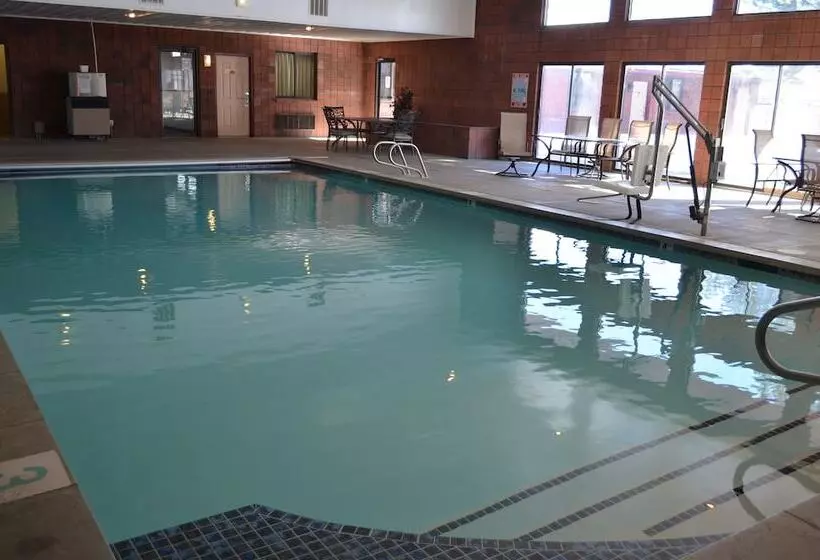 호텔 National 9 Inn Wellington