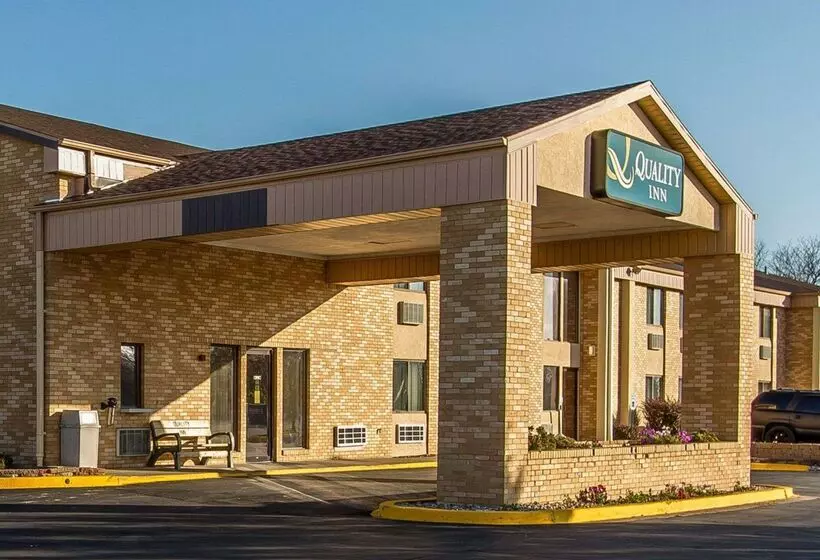 هتل Quality Inn Burlington Near Hwy 34