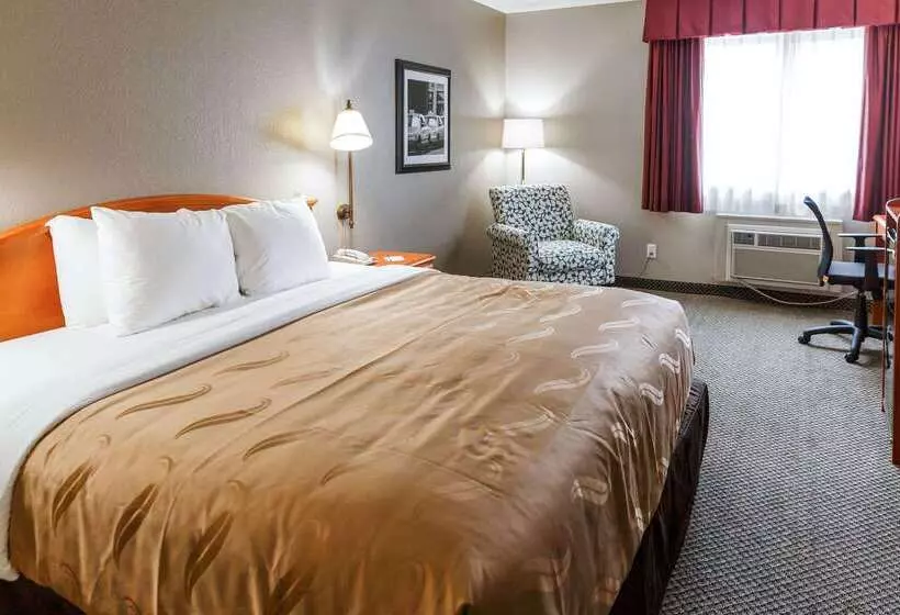 هتل Quality Inn Burlington Near Hwy 34