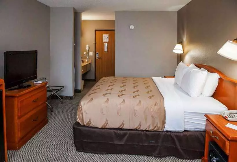 هتل Quality Inn Burlington Near Hwy 34