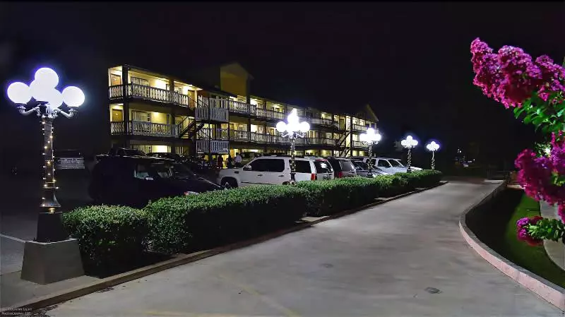 호텔 Sunday House Inn And Suites