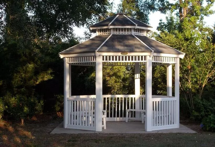 Surestay Plus Hotel By Best Western St Marys Cumberland