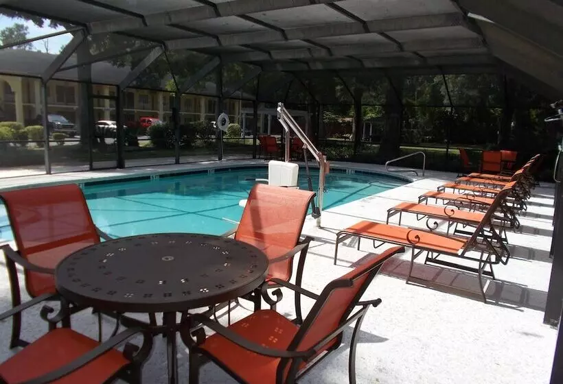 Surestay Plus Hotel By Best Western St Marys Cumberland