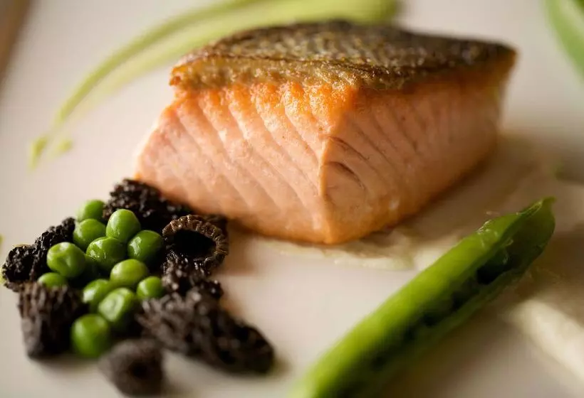 The Hotel Captain Cook