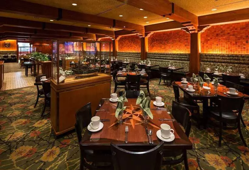 The Hotel Captain Cook