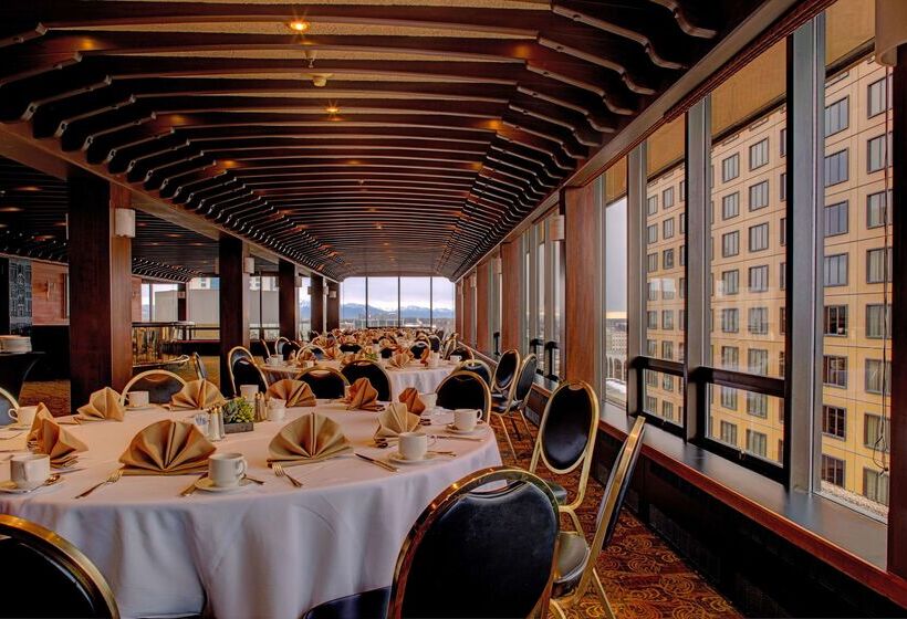 The Hotel Captain Cook