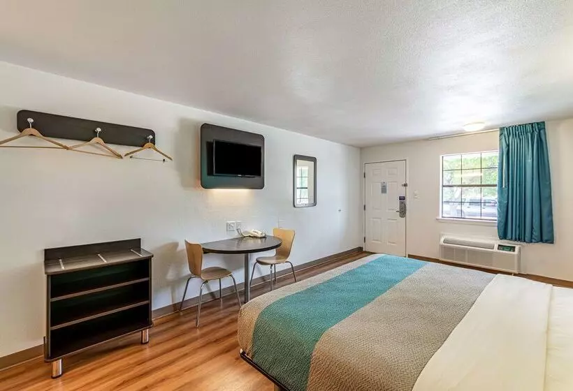 Motel 6 Georgetown, Tx