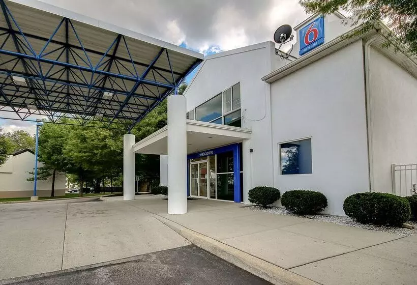 Motel Studio 6 King Of Prussia, Pa   Philadelphia