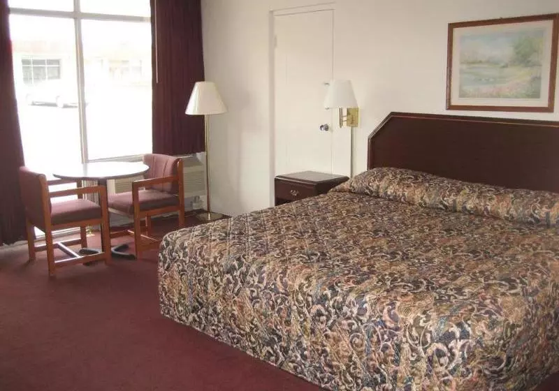 モーテル Sands Central Inn Hot Springs