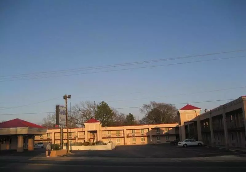 モーテル Sands Central Inn Hot Springs
