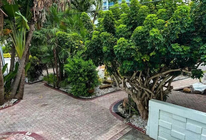 Tropirock A North Beach Village Resort