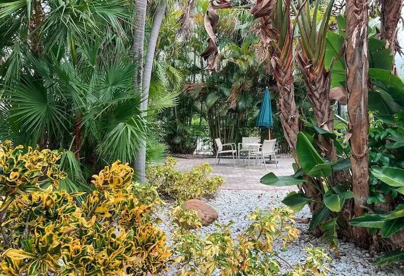 Tropirock A North Beach Village Resort