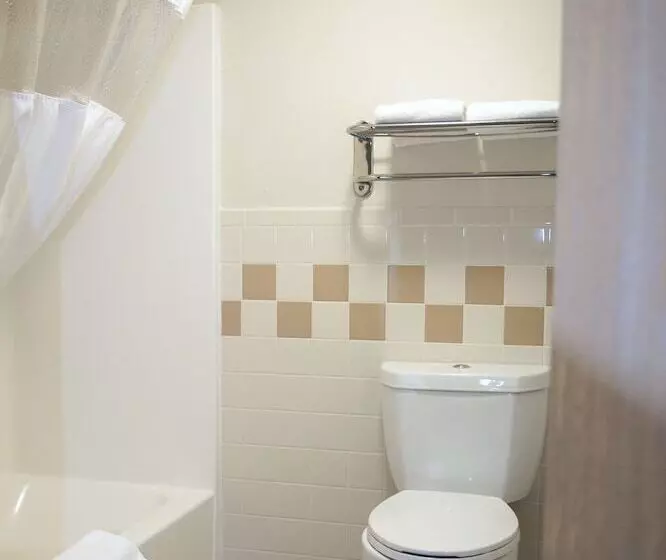 Hotel Americinn By Wyndham Pampa Event Center