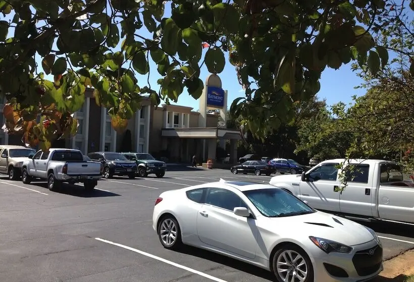 ホテル Baymont By Wyndham Charlotteairport Coliseum