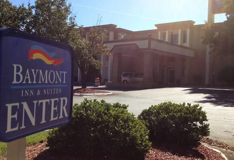 ホテル Baymont By Wyndham Charlotteairport Coliseum