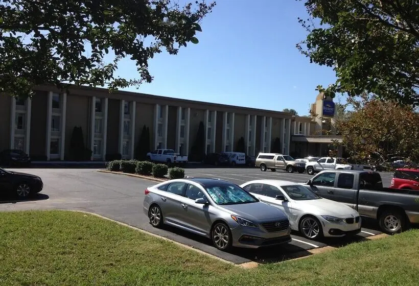 ホテル Baymont By Wyndham Charlotteairport Coliseum