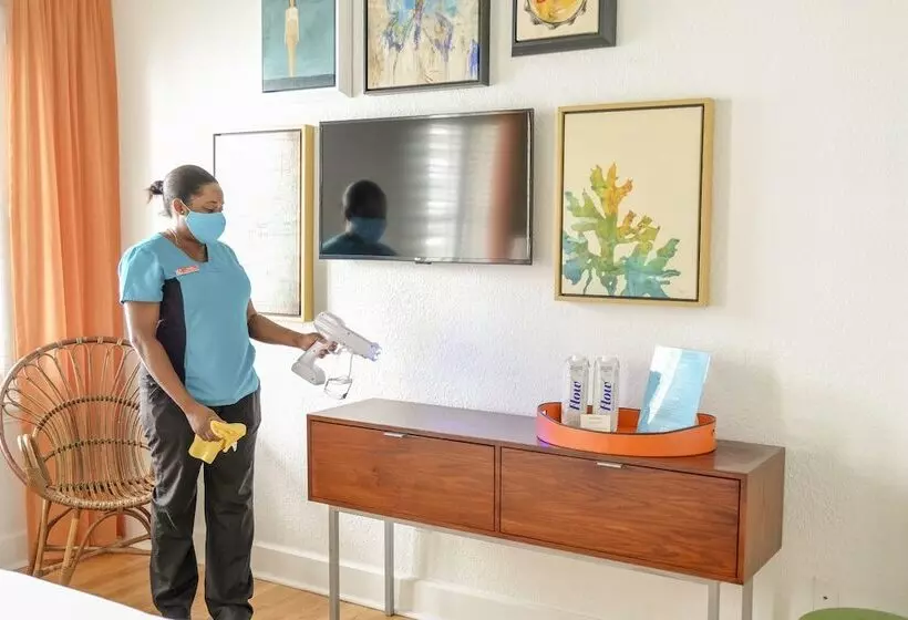 Circa 39 Hotel, An Ihg