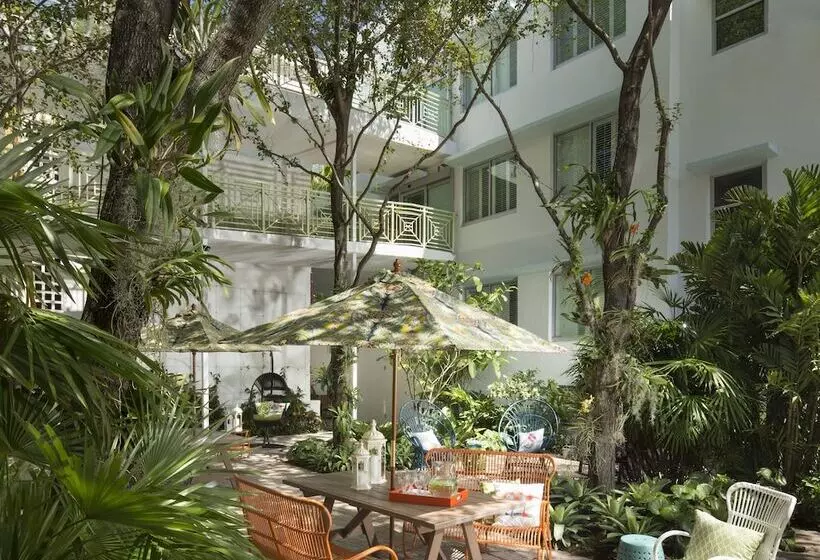 Circa 39 Hotel, An Ihg