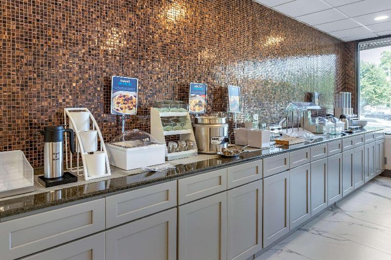 Otel Clarion Pointe Raleigh Midtown