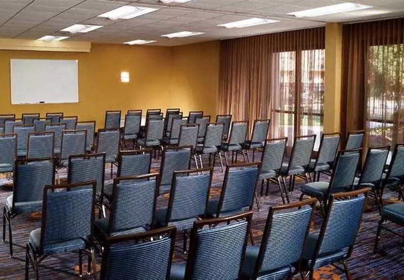 Szálloda Courtyard By Marriott Atlanta Executive Park/emory