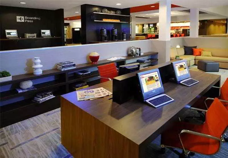 בית מלון כפרי Courtyard By Marriott Dallas Plano Parkway At Preston Road