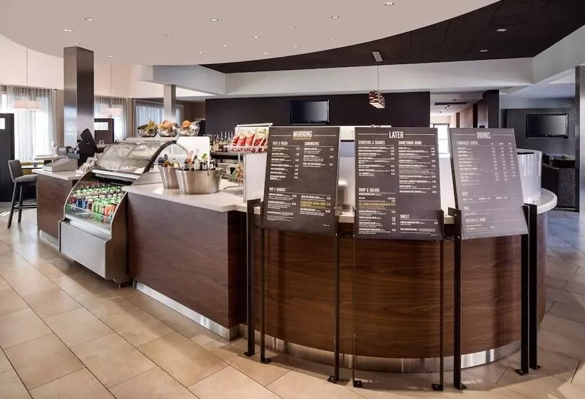 Otel Courtyard By Marriott Phoenix Airport