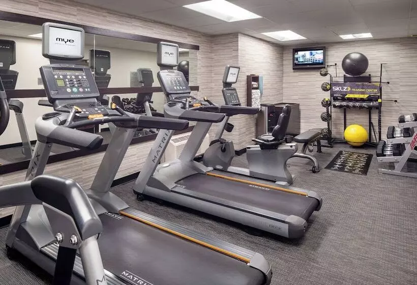 Otel Courtyard By Marriott Phoenix Airport