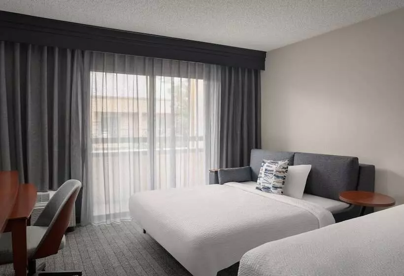 Szálloda Courtyard By Marriott Portland Beaverton