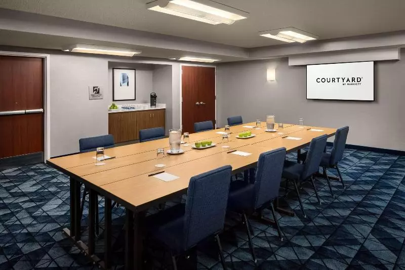 Szálloda Courtyard By Marriott Portland Beaverton