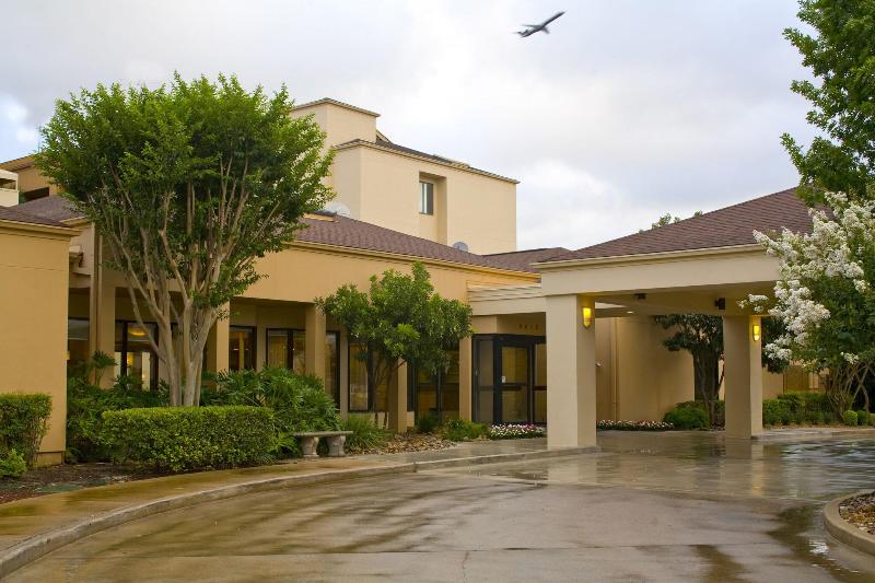 هتل Courtyard By Marriott San Antonio Airport