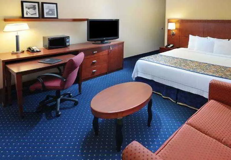 هتل Courtyard By Marriott San Antonio Medical Center