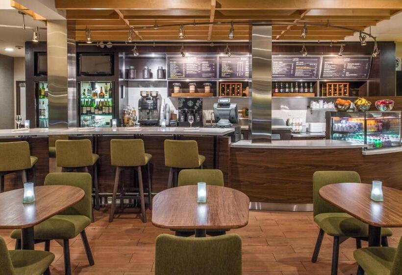 هتل Courtyard Seattle Southcenter