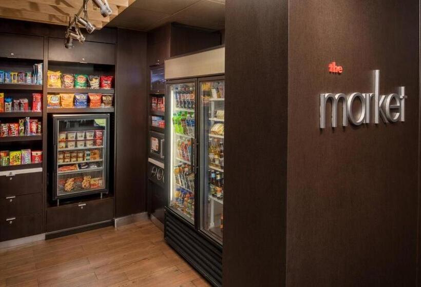 هتل Courtyard Seattle Southcenter