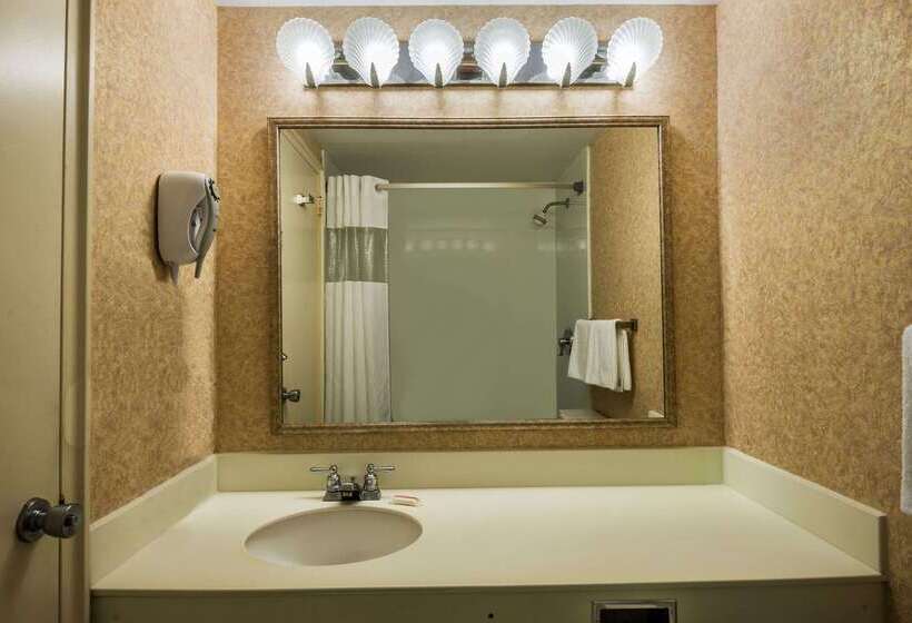 هتل Days Inn By Wyndham Atlantic City Oceanfrontboardwalk