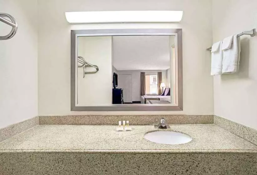 فندق Days Inn By Wyndham Douglasville Atlanta Fairburn Road