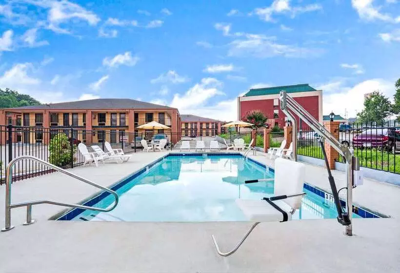 فندق Days Inn By Wyndham Douglasville Atlanta Fairburn Road