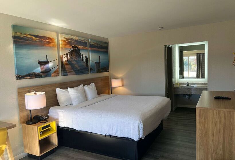 בית מלון כפרי Days Inn By Wyndham Emporia