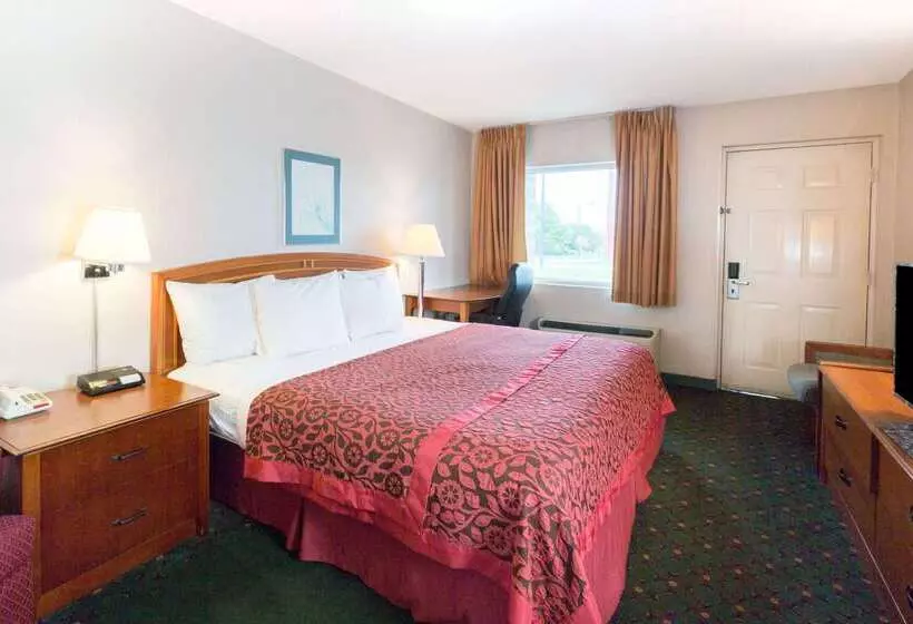 בית מלון כפרי Days Inn By Wyndham Richmond