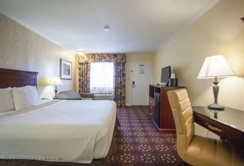 ホテル Days Inn By Wyndham Shenandoah